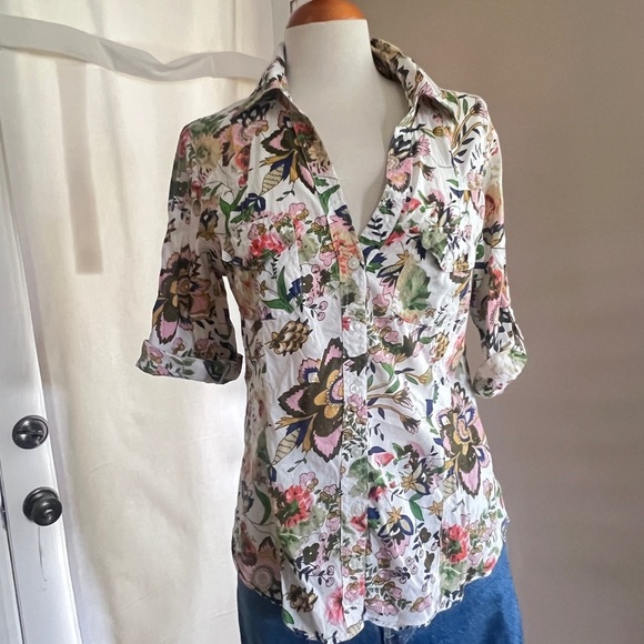 Eden & Olivia 100% Cotton Floral Button Down Shirt - Picture 3 of 3